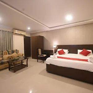 *** Hotel Bhagavath Gardens India